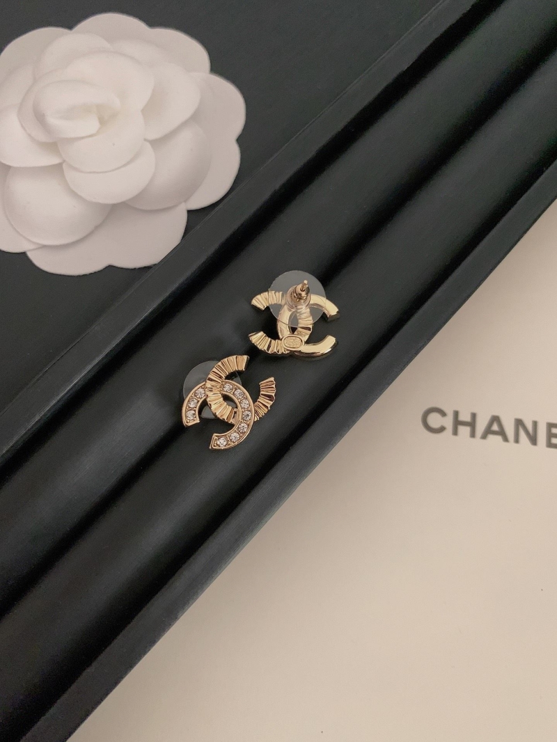 Ch**el earrings